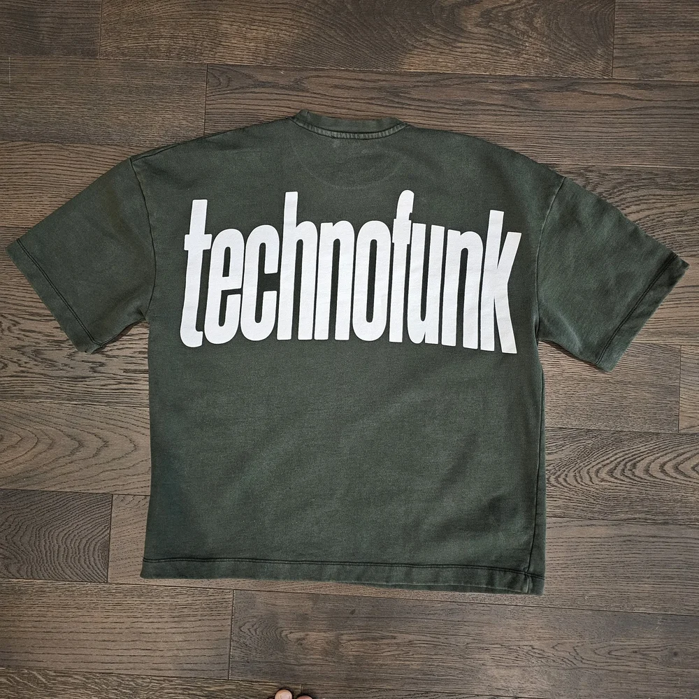 Zara Dark Green Technofunk Tee Oversize - Picture 6 of 6